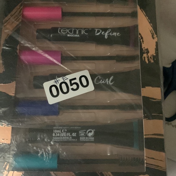 Mascara Set - Picture 3 of 3